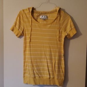 American Eagle Outfitters short-sleeve hoodie